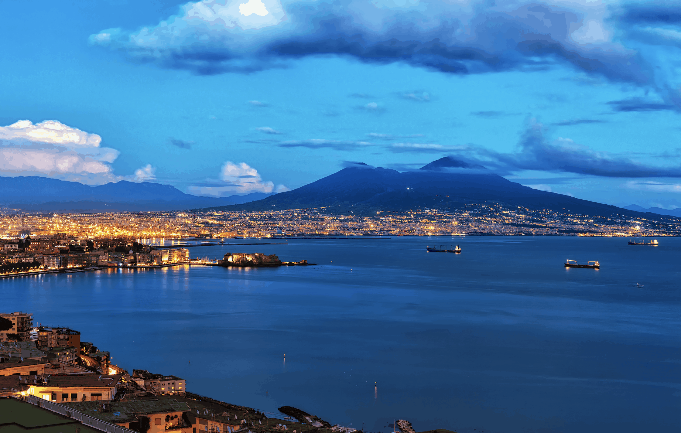 retire abroad in naples italy
